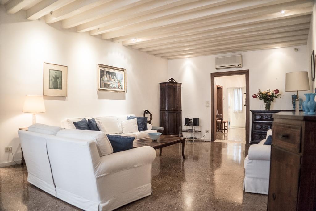 Accademia Terrazza Apartment Veneţia Exterior foto
