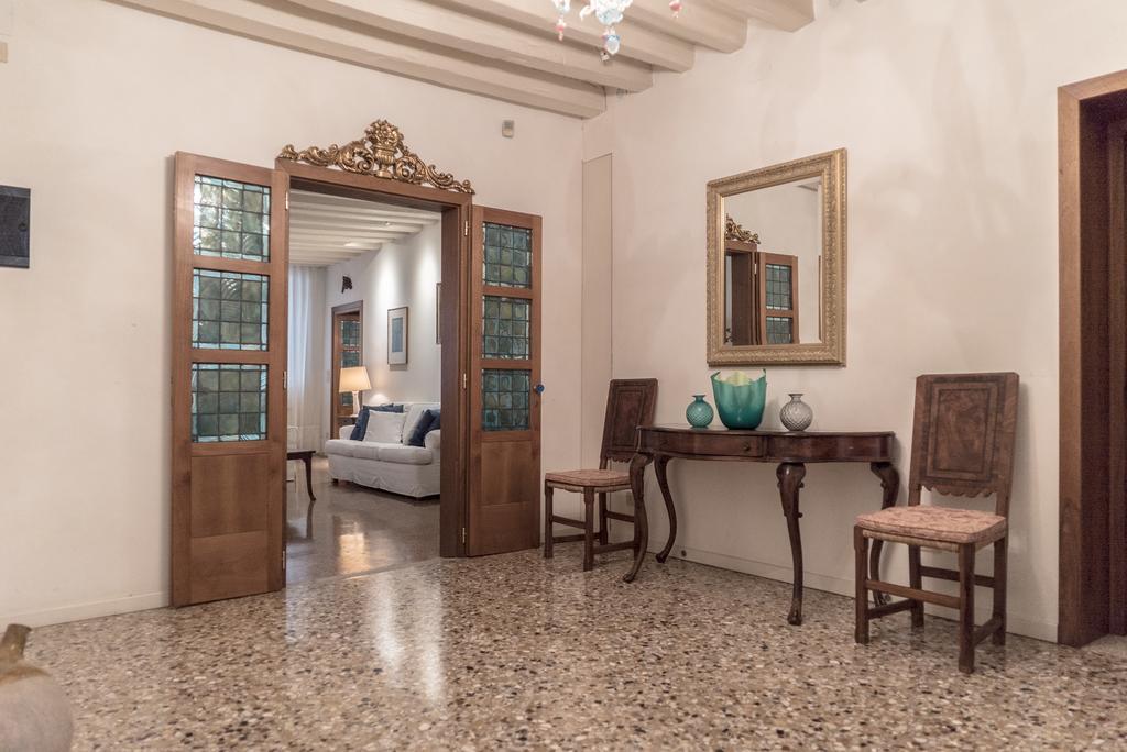 Accademia Terrazza Apartment Veneţia Exterior foto