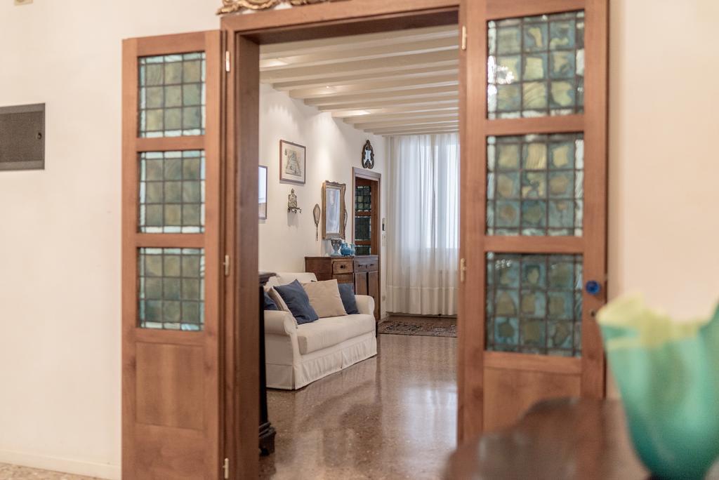 Accademia Terrazza Apartment Veneţia Exterior foto
